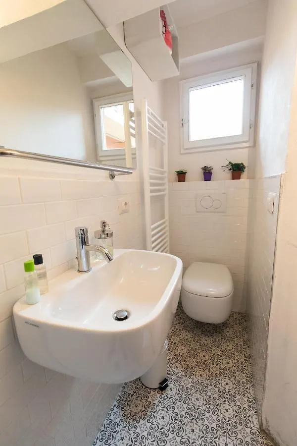 Apartament Housmart Pratello 48 Bolonia